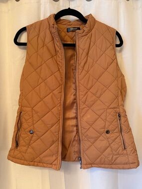 Xeoxarel Quilted Sleeveless Vest - Camel